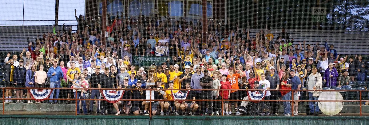 𝗢𝗻𝗲 𝗧𝗲𝗮𝗺, 𝗢𝗻𝗲 𝗙𝗮𝗺𝗶𝗹𝘆, 𝗢𝗻𝗲 𝗧𝗿𝗼𝗽𝗵𝘆 🏆

Rain or Shine, Tobs Fans show why they’re the best in the <a href="/CPLBaseball/">Coastal Plain League</a> showing up in waves to celebrate the franchises first ever Petitt Cup Championship Win!

This one’s for you, Tobs Nation!