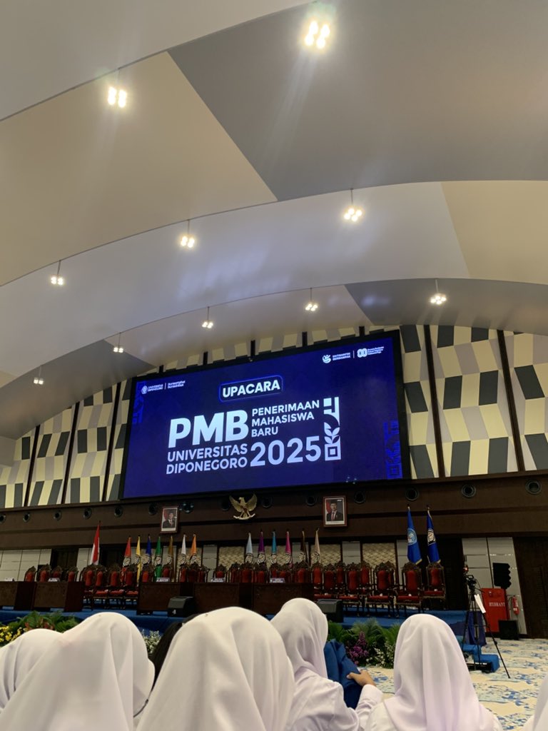 lora anak undip tweet media