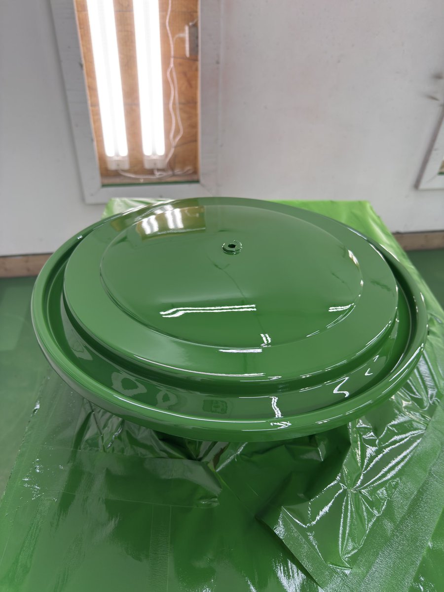 ScanlanTractor's tweet image. some more 6030 parts painted