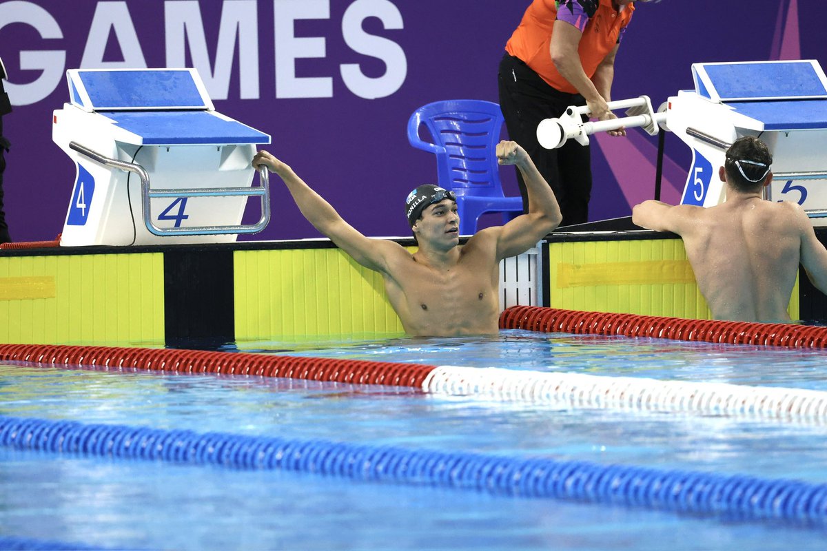COGuatemalteco's tweet photo. 🏊‍♂️🔥🇬🇹 ¡QUÉ ALEGRÍA! Roberto Bonilla detuvo el cronómetro en 2:12.60 para imponer un nuevo récord panamericano junior en los 200 m pecho masculino en #Asu2025 💙💥.

🤩 El guatemalteco se quedó con el primer lugar de la final tras una excelente jornada en sus segundos Panamericanos Junior.

¡Felicidades, Roberto! 💥👏🏼
#GuatemalaEnAsunción #ASU2025