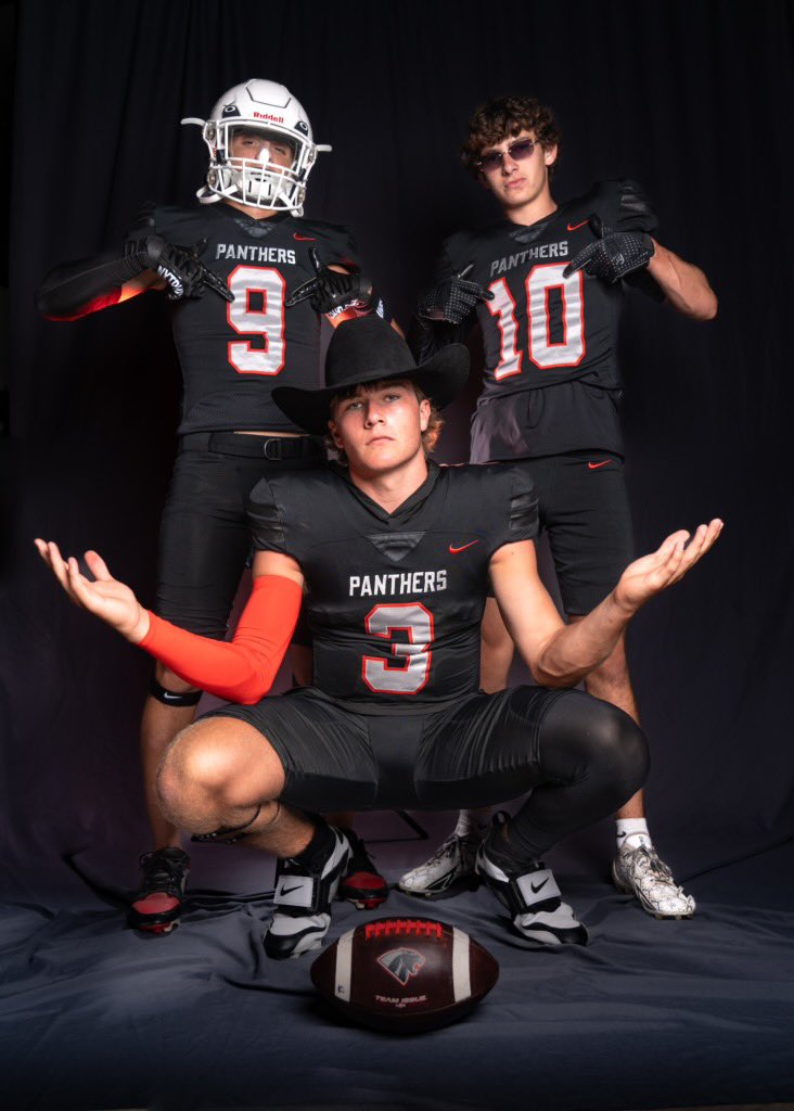 Crawford Moffitt (@crawfordmoffitt) on Twitter photo Wrapping up fall camp - can’t wait to get the season started! #thesecretisinthedirt
<a href="/HP_ThePark/">The Park Football</a>
<a href="/TXPrivateFBGuy/">Texas Private School Football</a> <a href="/TXPSMedia/">Texas Private School Media</a>
<a href="/houston_shaw5/">Houston Shaw</a> <a href="/WyattSmith26/">Wyatt Smith</a>
<a href="/phoenixball999/">Phoenix Smith</a>
<a href="/GarrettGunnoe1/">Garrett Gunnoe</a> Wrapping up fall camp - can’t wait to get the season started! #thesecretisinthedirt
<a href="/HP_ThePark/">The Park Football</a>
<a href="/TXPrivateFBGuy/">Texas Private School Football</a> <a href="/TXPSMedia/">Texas Private School Media</a>
<a href="/houston_shaw5/">Houston Shaw</a> <a href="/WyattSmith26/">Wyatt Smith</a>
<a href="/phoenixball999/">Phoenix Smith</a>
<a href="/GarrettGunnoe1/">Garrett Gunnoe</a>