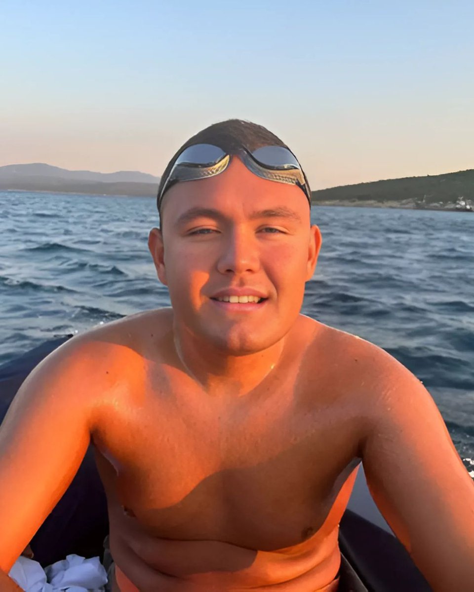 “The Sea Makes Me Free”
At just 22, Turkish open-water swimmer Tuna Tunca conquered the English Channel in 13 hours and 26 minutes. Tuna made history as the first Turkish swimmer with autism to complete the crossing: openwaterswimming.com/the-sea-makes-…