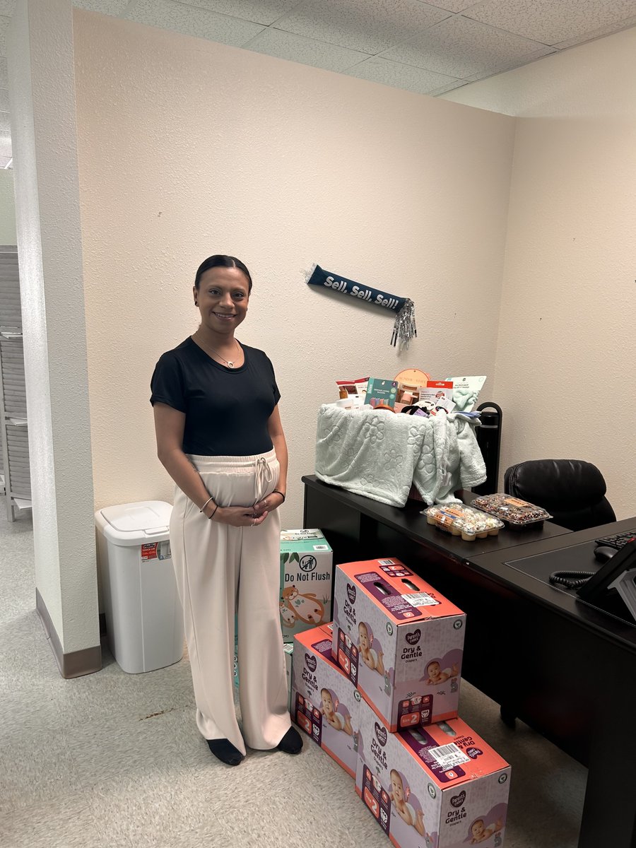 ExpressJoCoTX's tweet photo. Congratulations Stephanie! We are blessed to be able to celebrate the new joy you’re bringing to this world. https://t.co/gNCdflRIwW