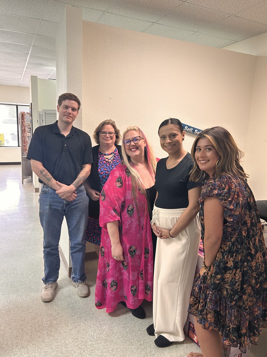 ExpressJoCoTX's tweet photo. Congratulations Stephanie! We are blessed to be able to celebrate the new joy you’re bringing to this world. https://t.co/gNCdflRIwW