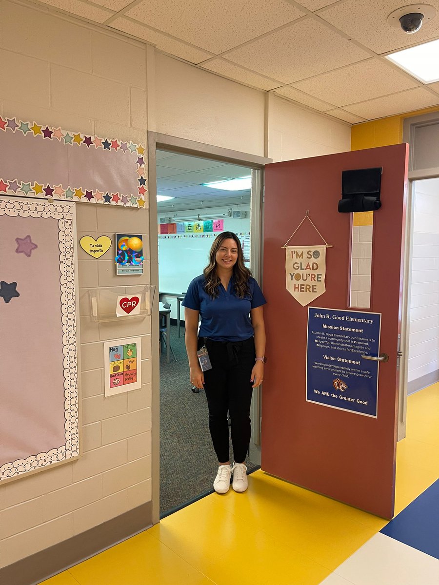 Mrs. Covarrubias tweet media