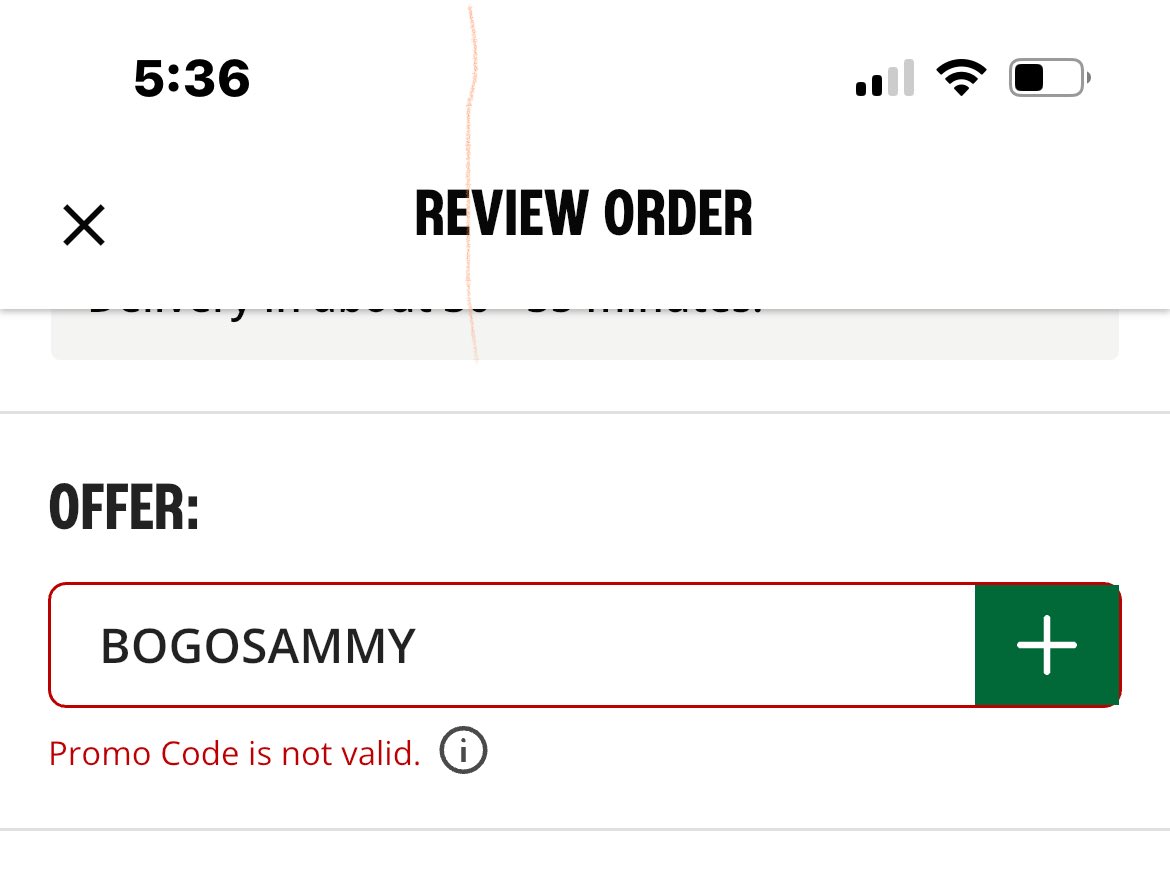 ArutoSenpei's tweet photo. @wingstop I didn’t work it says invalid  even tho I did the chicken sandwich and nothing else https://t.co/QNrnSIWCRK