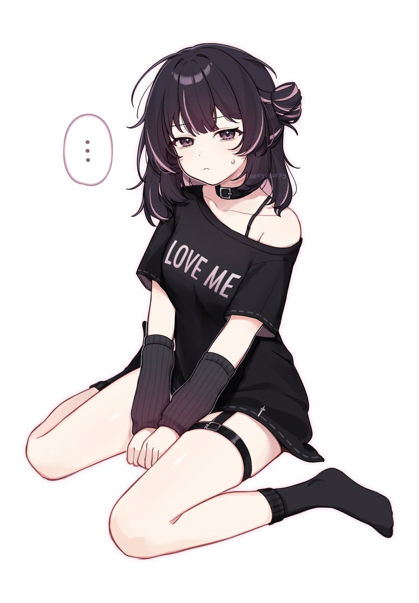 she's judging you...💭