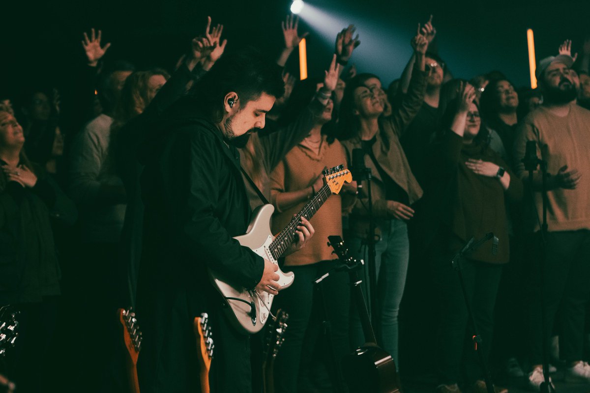 verticalworship's tweet photo. A look back to our live recording of Build An Altar! Hard to believe the album has been out for a month already…what’s been your favorite song so far?

#VerticalWorship #biblicaltruth #newmusic #buildanaltar https://t.co/ejm9HdflpP