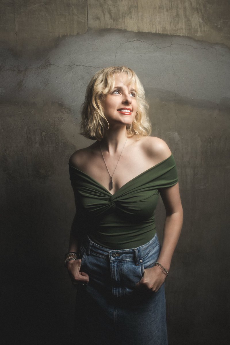 🚨 announcing 🚨 
ERICA RHODES - INDY
JANUARY 29th, 2026 
<a href="/whiterabbitcab/">White Rabbit Cabaret</a> !! Tix @

letscomedyftw.com/shows/330964
