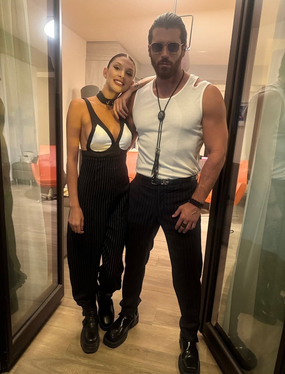 Noche de festival 🖤🔥🤍

#CanYaman #SaraBluma