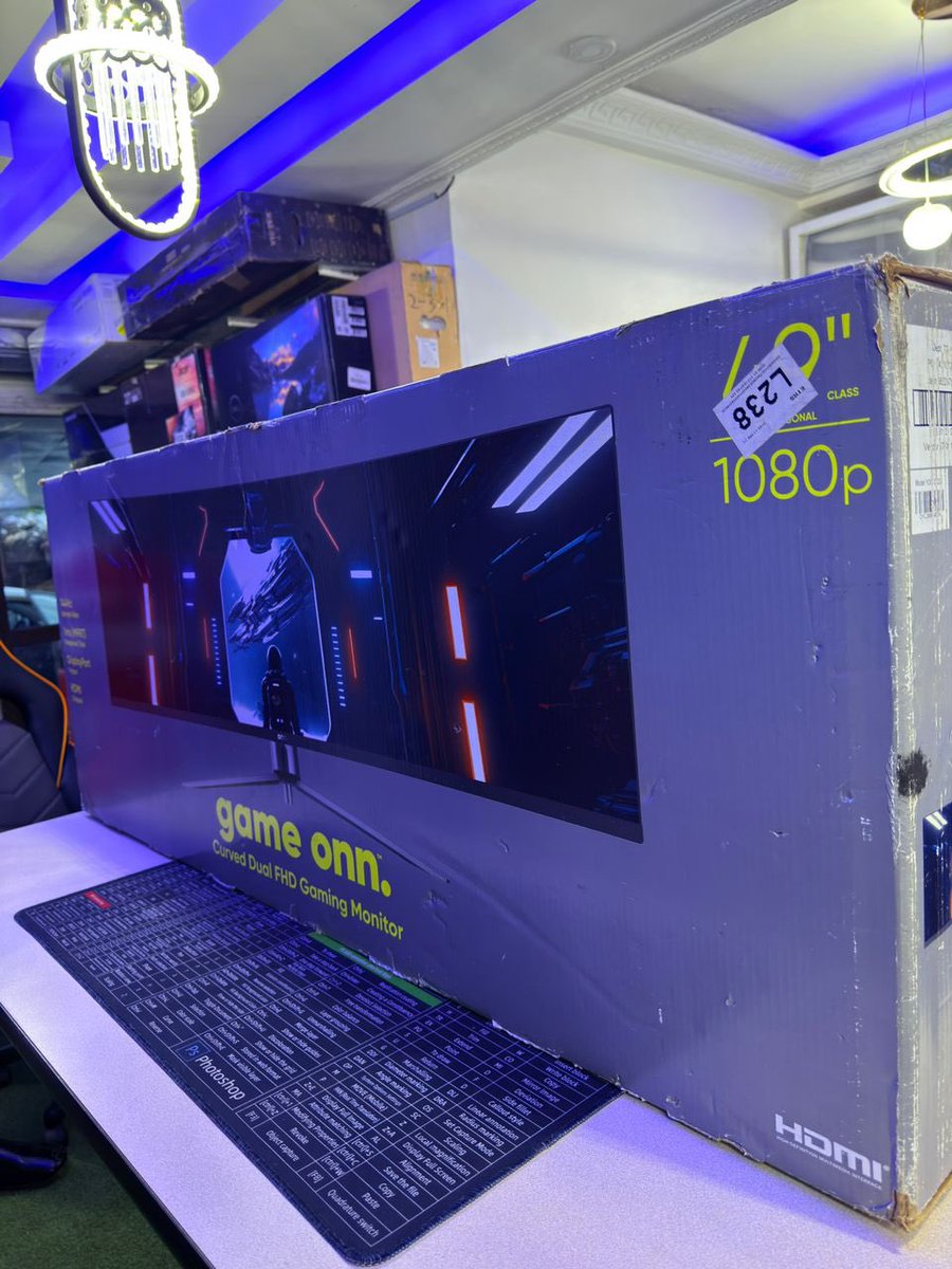 Where I pour my passion into every endeavor.

653080403