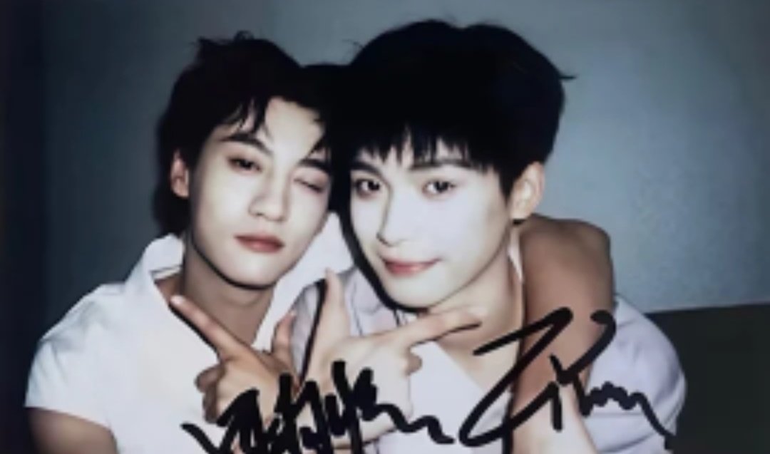 ⋆ (@flashover__) on Twitter photo 