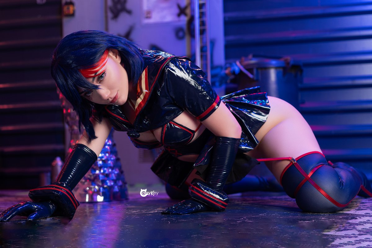 yourHeartsKey's tweet photo. How do you find Ryuko's upgraded uniform?~ 😏🤭 https://t.co/MWe6qtS4mn