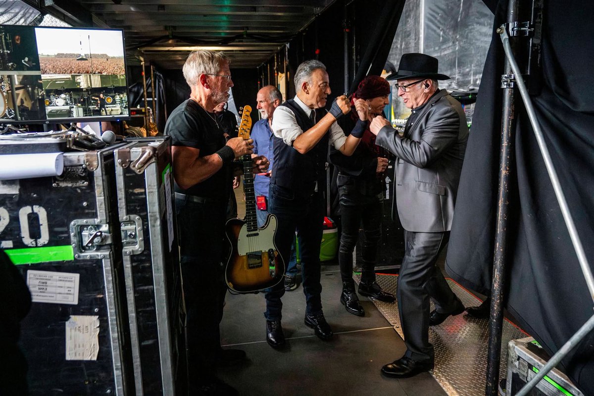 Tim Kane tweet media