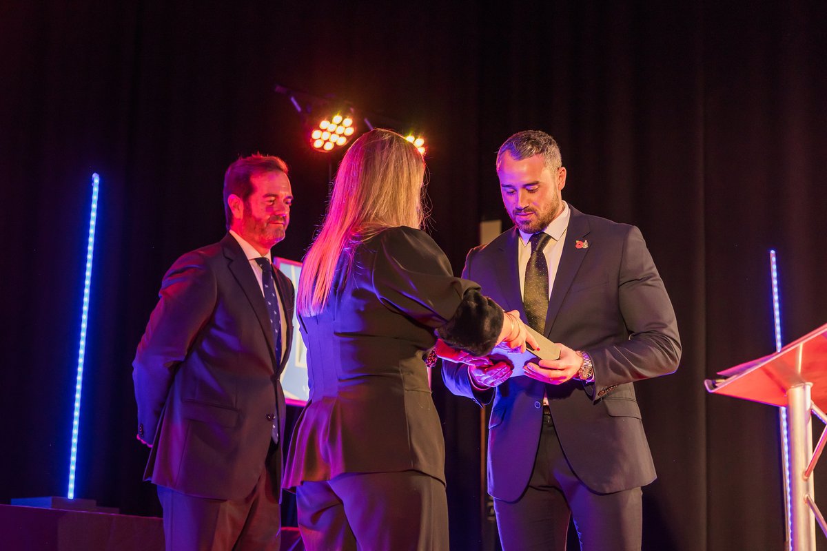 WLV Alumni tweet media
