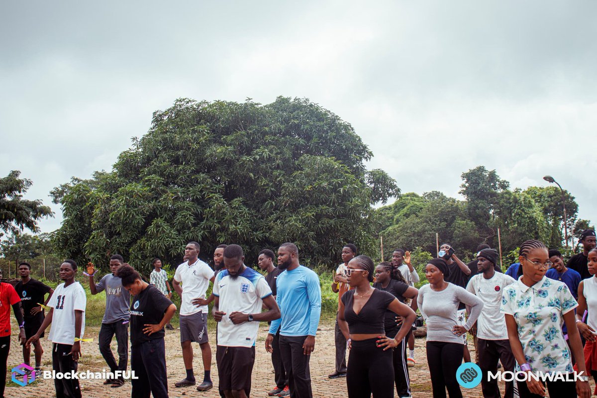 Daudabdul14's tweet photo. What a great experience @BlockchainFul 
From the Hiking to the awesome fitness session,
What a day ☺️
#WalkTheChain 
@moonwalkfitness https://t.co/sPnYY7OOIZ