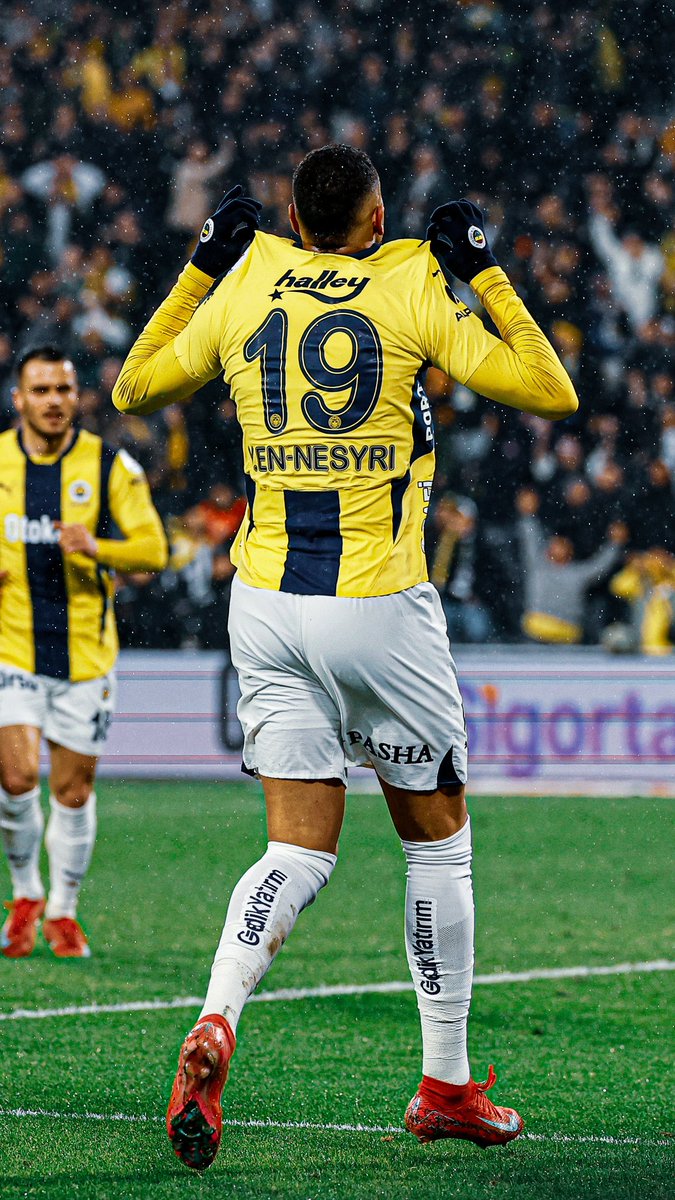 90 dakikadir koşuyor üzerine asist yapıyor gol atıyor nesin sen be adam