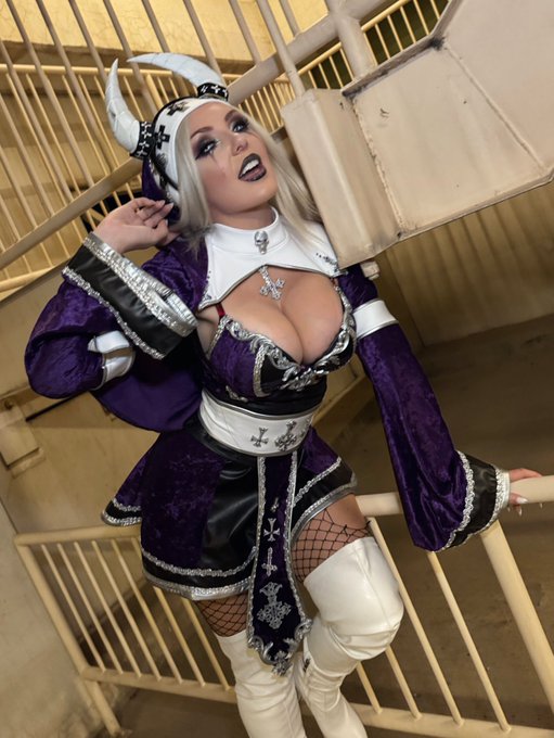 I went to my first ritual last night and made this lil fit in 2 days to match this tours theme. 10/10<a href="/tag/squirrelgirl"class="tags"><span>#squirrelgirl</span></a><a href="/tag/marvelrivals"class="tags"><span>#marvelrivals</span></a>