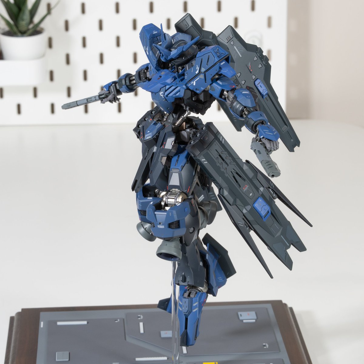 GrumpyMao's tweet photo. MG Vidar

My entry for Animethon 2025 model builder contest. Saw an announcement around April that Animethon is hosting the pre-qualifier for GBWC 13. Instead of the usual online submission we have a chance to display our build in person. So for sure I need to submit an entry! https://t.co/qp7frBeopW