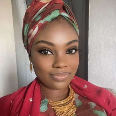 chebe_k's tweet photo. #NewProfilePic https://t.co/q6kM7WE1oA