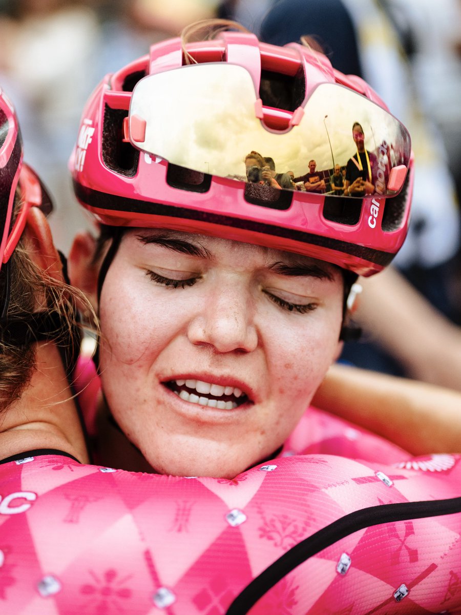EF_Oatly's tweet photo. EF Pro Cycling’s Head of Nutrition, Dr. Anna Carceller, says missed periods and under-fueling aren’t dedication—they’re red flags.

Her advice for female athletes: fuel right, recover well, protect your long-term health.

Read more from Anna in our link in bio. https://t.co/RN83IduSIq