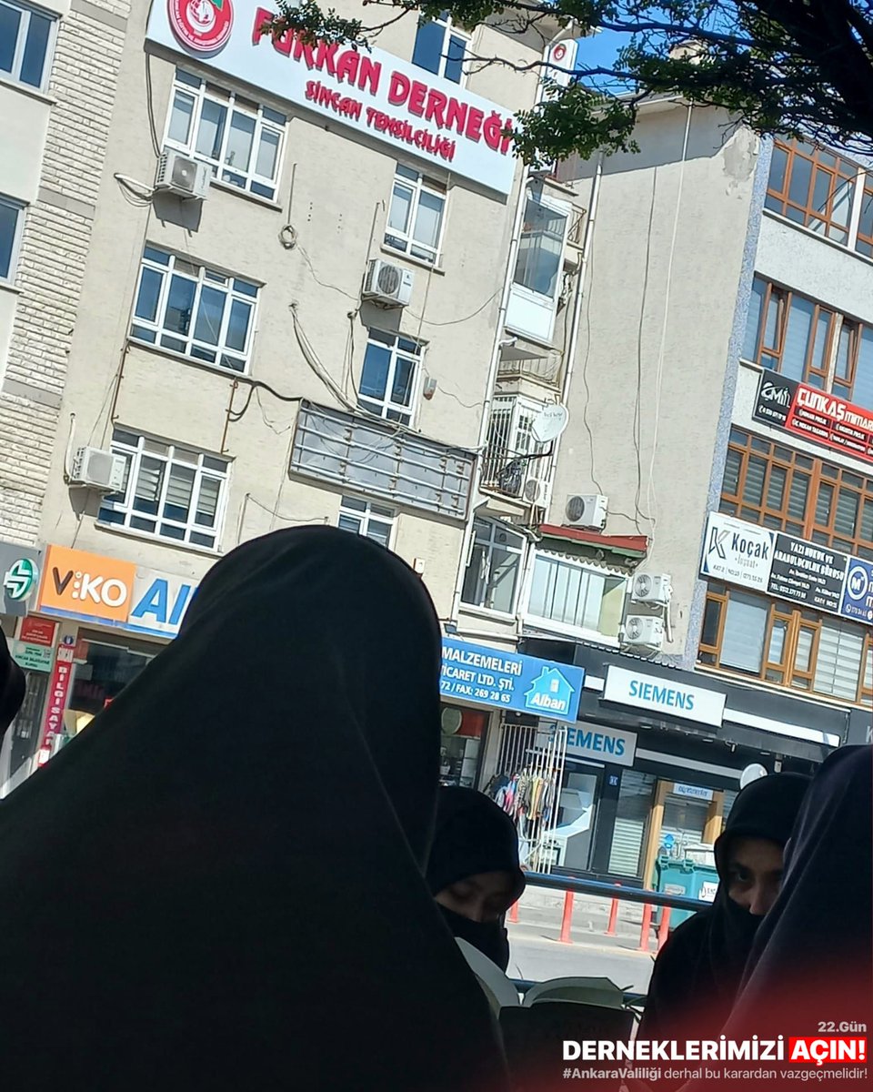 Furkan Hareketi Ankara (@06furkankara) on Twitter photo 📌 22 gündür kapısına mühür vurulan derneklerimizde yapamadığımız dersleri mescidlerde, parklarda, meydanlarda yapmaya devam ediyoruz!
<a href="/AnkaraValiligi/">T.C. Ankara Valiliği</a>
Derneklerimizi Açın
#DiniSohbetSuçDeğildir 📌 22 gündür kapısına mühür vurulan derneklerimizde yapamadığımız dersleri mescidlerde, parklarda, meydanlarda yapmaya devam ediyoruz!
<a href="/AnkaraValiligi/">T.C. Ankara Valiliği</a>
Derneklerimizi Açın
#DiniSohbetSuçDeğildir