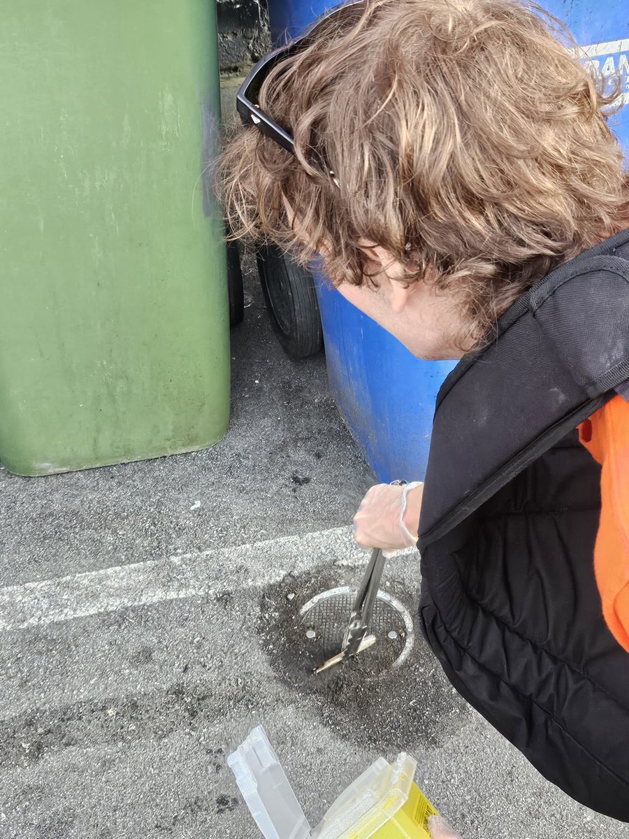 CollingwoodcpcC's tweet photo. 2/2
@CollingwoodCPC
5th #Patrol, Monday Evening, #Team
#MountPleasant.
Our #volunteers dealt w/ so many #UsedNeedles.
#MtPleasant have issues & it’s our CPC
that will deal with it’s so many issues because we constantly present,
Volunteer w/ the 1st Vancouver’s CPC,
since 1994. https://t.co/adBY5oy2dP