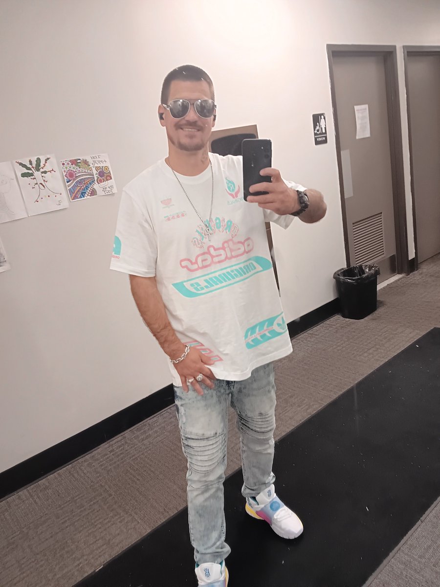 freshstepp217's tweet photo. https://t.co/7IMibHfmTM