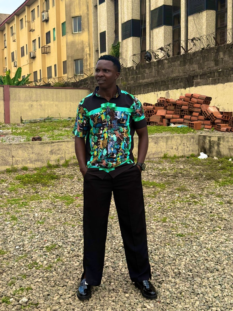 james_ubani's tweet photo. Imagine returning home unannounced only to meet your husband/wife blasting in tongues 🔥

How else do we define blessing pls? 🙏 https://t.co/i6MsndQqUs