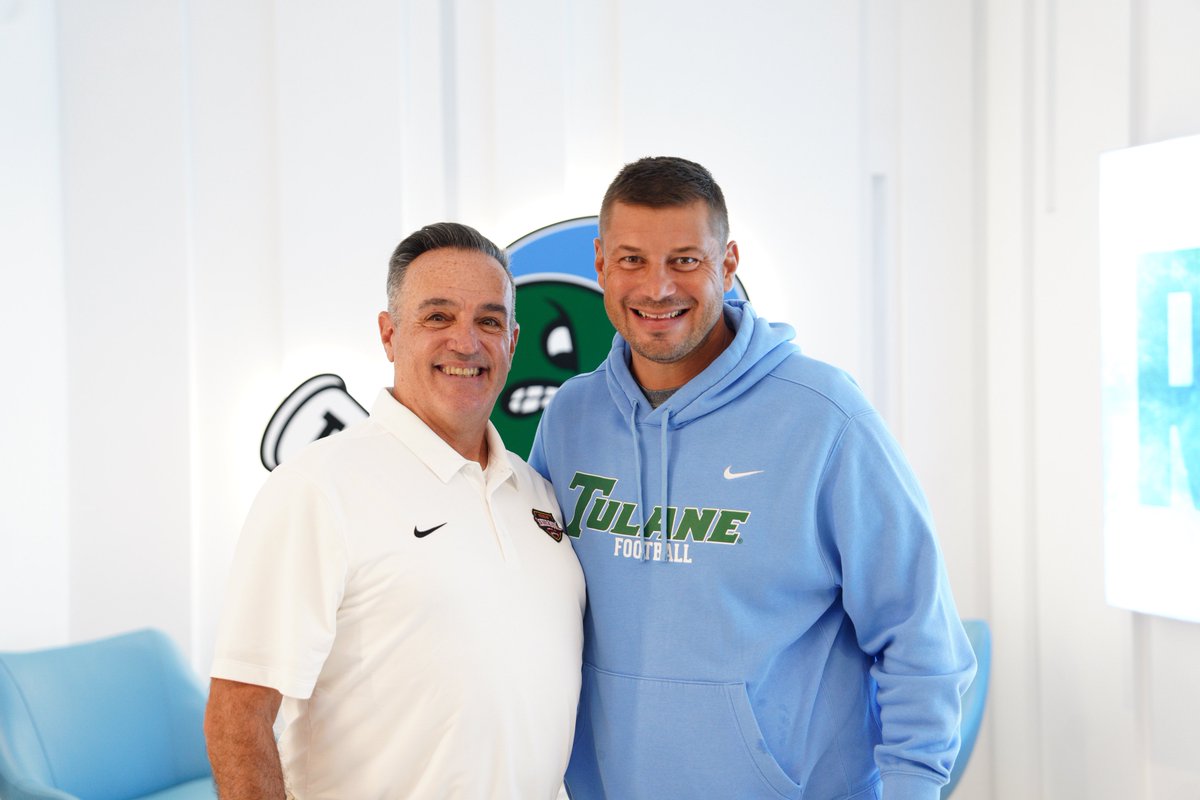 Tulane Football (@greenwavefb) on Twitter photo Huge thank you to <a href="/DfabeSB/">Drew Fabianich</a> for stopping by to talk about the <a href="/seniorbowl/">Panini Senior Bowl</a>!
#UptownFootball Huge thank you to <a href="/DfabeSB/">Drew Fabianich</a> for stopping by to talk about the <a href="/seniorbowl/">Panini Senior Bowl</a>!
#UptownFootball
