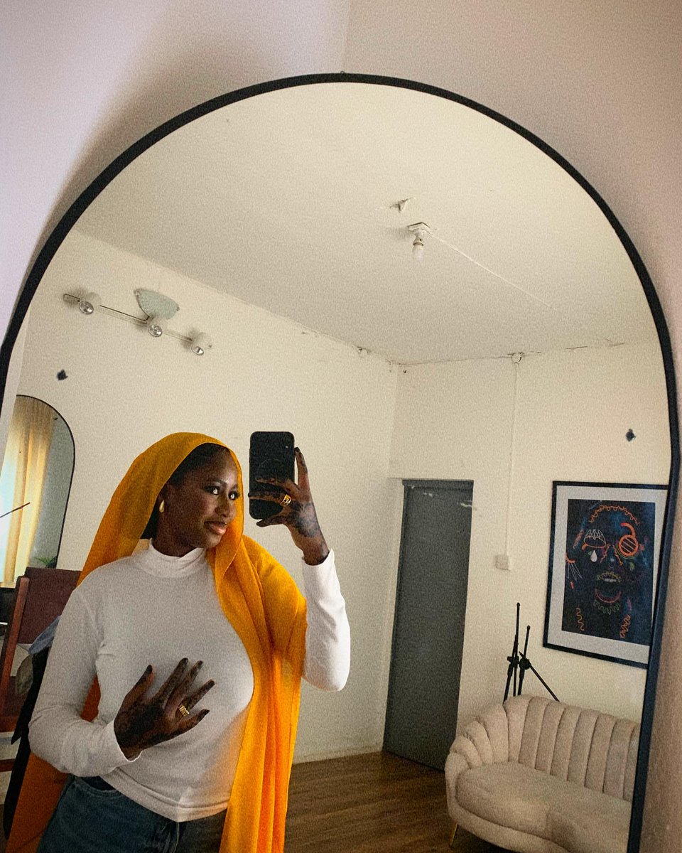 sherwanatu's tweet photo. its me again🥰💛🤍 https://t.co/reKGntwBLh
