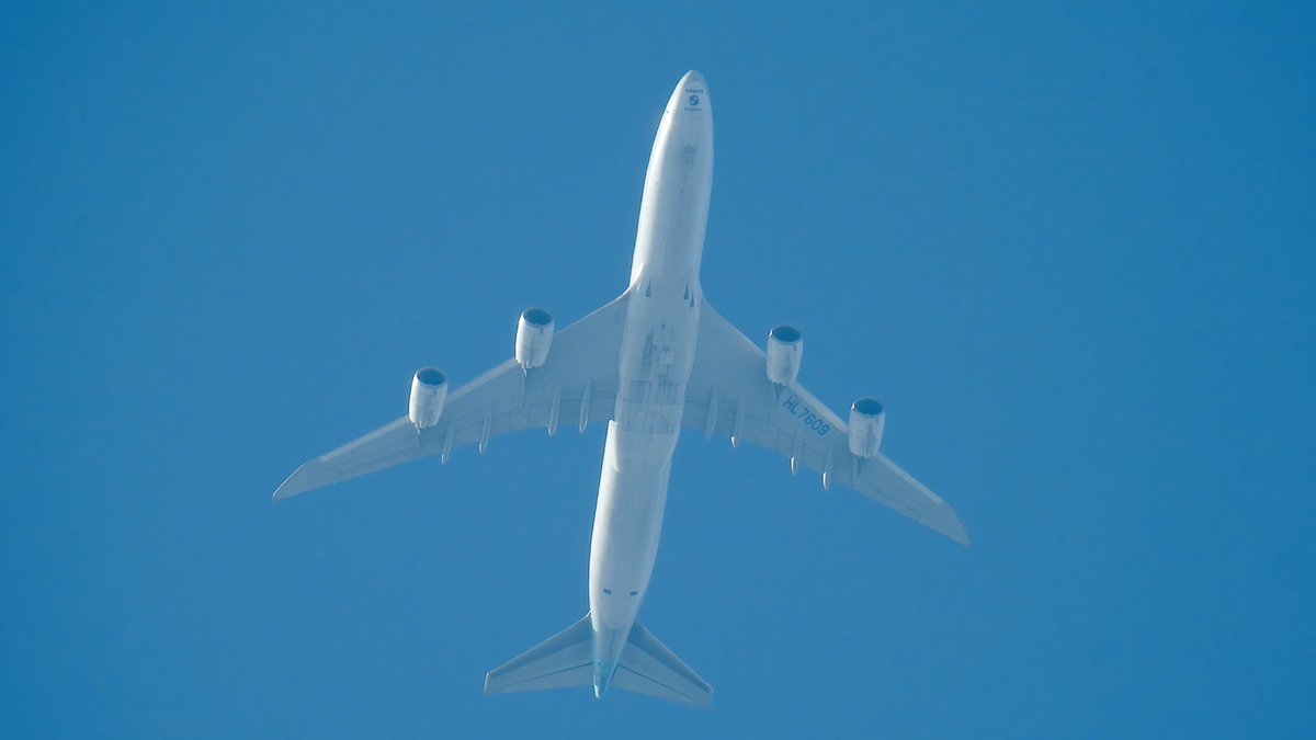 Korean Air Cargo Boeing 747-8HTF HL7609 #KAL517 spotted outbound Amsterdam en route to Frankfurt today.

#NLspot