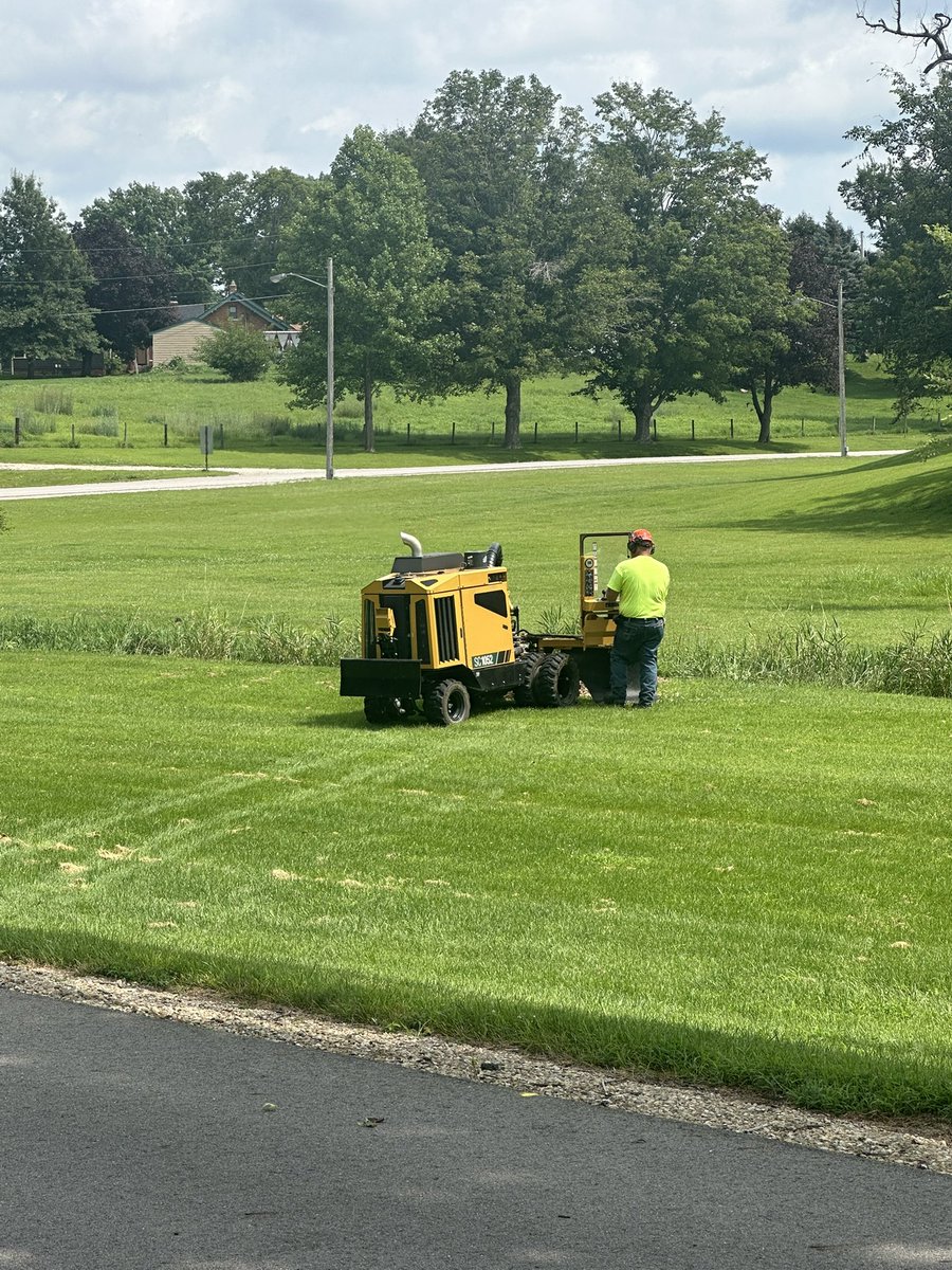 toddjacobus's tweet photo. Vermeer Corporation [@VermeerCorp] on Iowa Veterans Home campus in Marshalltown today grinding 35 stumps of trees taken down in 2024 by “Saluting Branches–Arborists United for Veterans Remembrance”. They’ll on campus on September 17, 2025. Thank you! #IowaVeterans https://t.co/WrrvcmyZLD