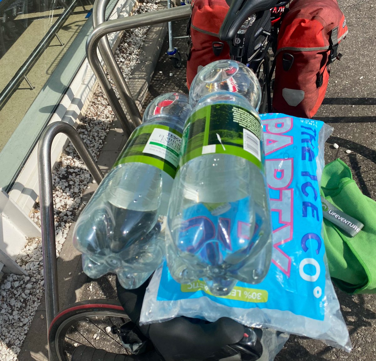 This sums up my day on the road, today.
Spot the mistake 🫣🤣