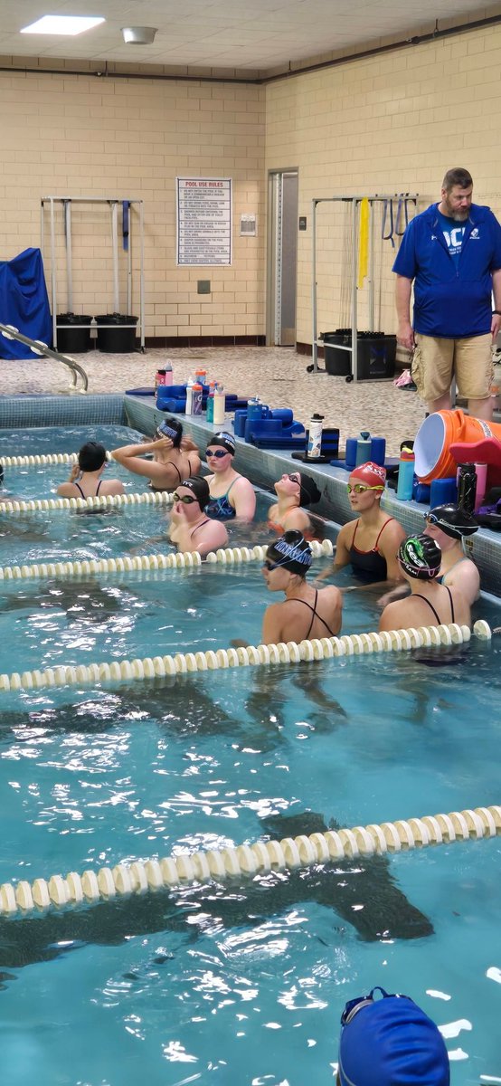 OC_Swim's tweet photo. First Day! https://t.co/7WHX7YPd4i