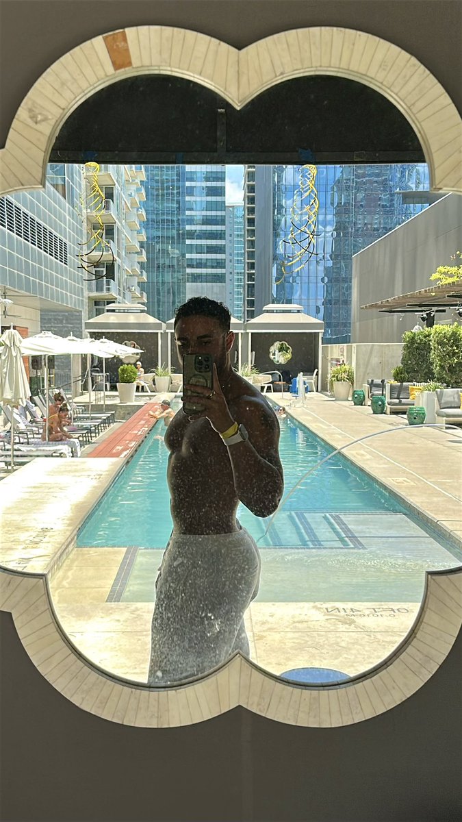 RyanCV_'s tweet photo. birthday celebration 🥳 https://t.co/nShGO8F9FM