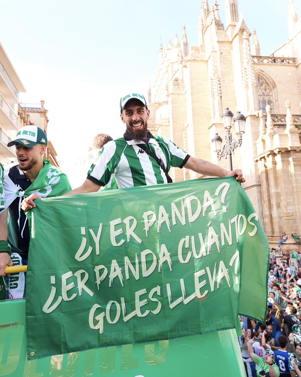 Borja Iglesias tweet media
