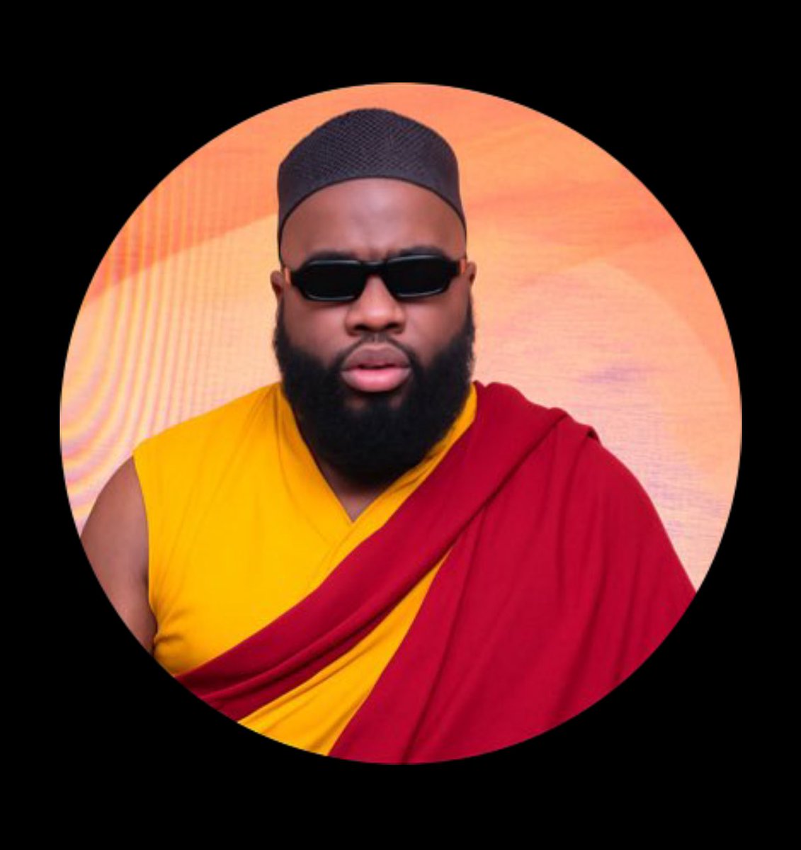 #YeniProfilResmi 
Arkadaşlar Dalai Laba artık Sabunun Amcuğu oldu. Desteğinizi beklerim