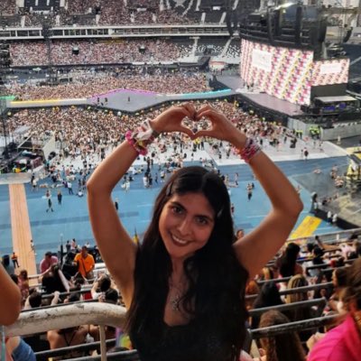 evermore19987's tweet photo. #NewProfilePic https://t.co/l2XCTFo8Cs