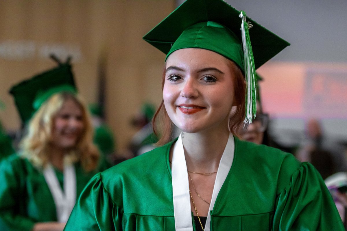 TheExcelCenter's tweet image. Don’t let yesterday’s choices define your tomorrow. At The Excel Center, adults can earn a high school diploma, dual college credits, and industry-recognized certifications, all completely free! Enroll today: bit.ly/4lpQraj #TheExcelCenter