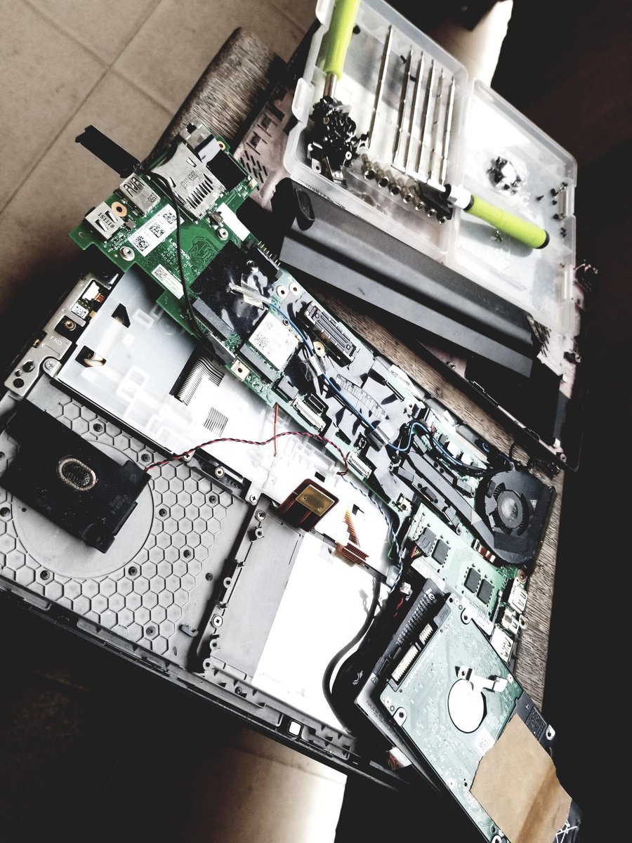 OGUnique101's tweet photo. You fit dey work on software make hardware problem comes up .. 
Available 24/7 https://t.co/5DEEU5BXRK