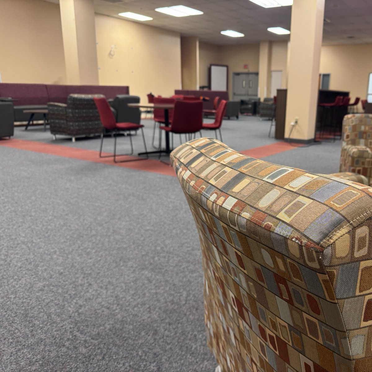 GannonU's tweet photo. The Dahlkemper School of Business is moving! 👋🏻❤️💛

You'll find them now in our Palumbo Academic Center on the third floor. Welcome home, DSB! https://t.co/gSVUuvLoNs