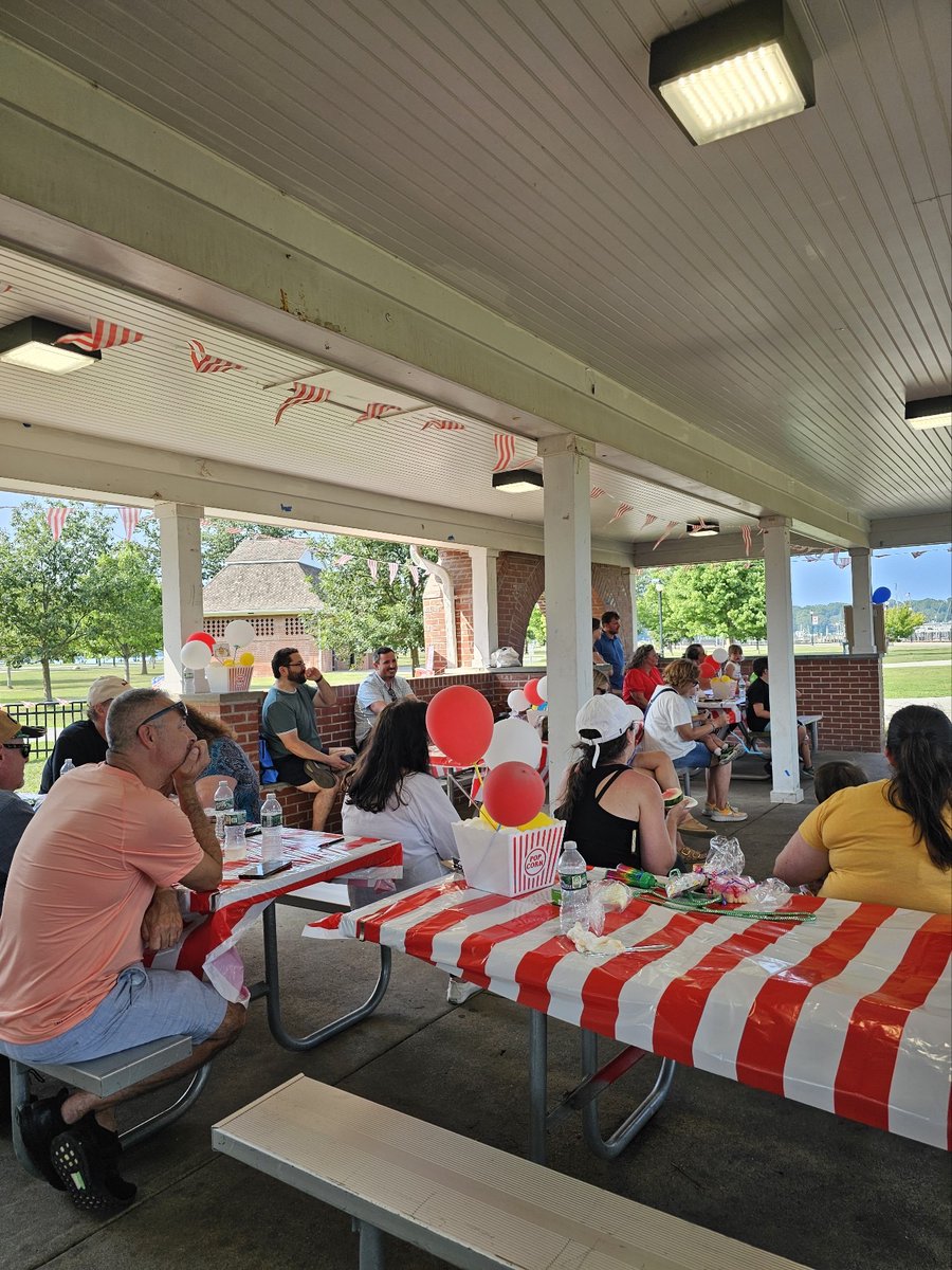 Winholt's tweet image. The NY office turned up the summer vibes at our annual BBQ! Our amazing team created DIY carnival games that brought out everyone’s competitive spirit. It was grill-iant time! 🍔🎯🎪 

#WinholtEquipment #SummerFun #CarnivalCrew
