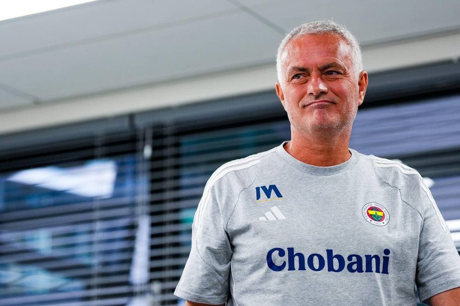 Jose Mourinho: “Feyenoord’a karşı rövanşları hep kazanırım.”