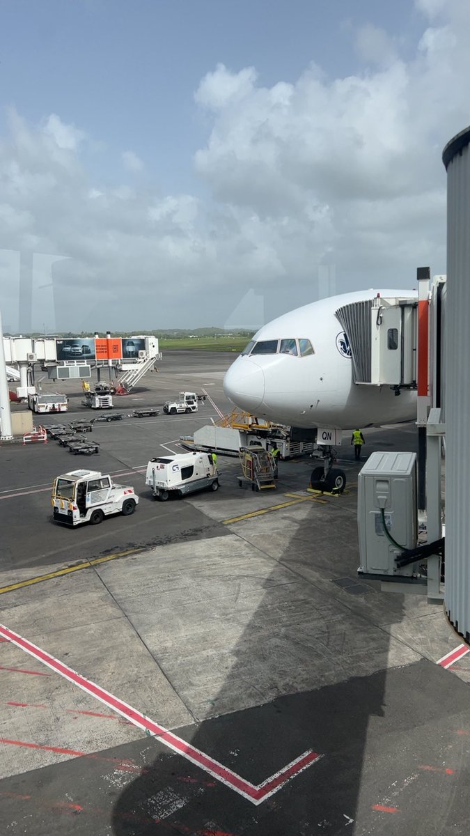 Toninho97one's tweet photo. Thanks for the ride #FGSQN #welcomebackhome https://t.co/c3p9y6WCLv