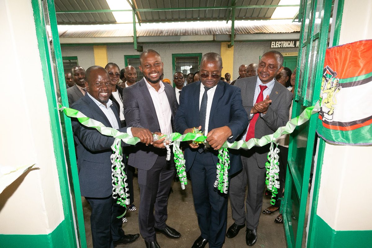 Schneider Electric Foundation partners with Ministry of Education to power green TVETs in Kenya aptantech.com/2025/08/12/sch…
