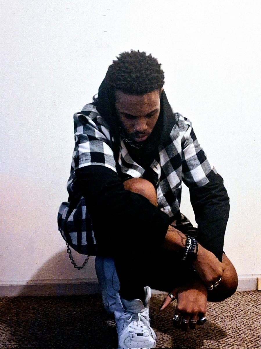 Malik_Nova96's tweet photo. "Still donβt like me?
Give a FΓck, I'm still vibing." 2/2
πΈ:
#headshots #modeling #model #printmodeling #printmodel #photography #diyphotography
#artist #fashion #hoodalternative #hoodalternativefashion #gothic #gothicfashion #punk #punkfashion #streetwear #streetwearfashion https://t.co/pmdf6Z02LU