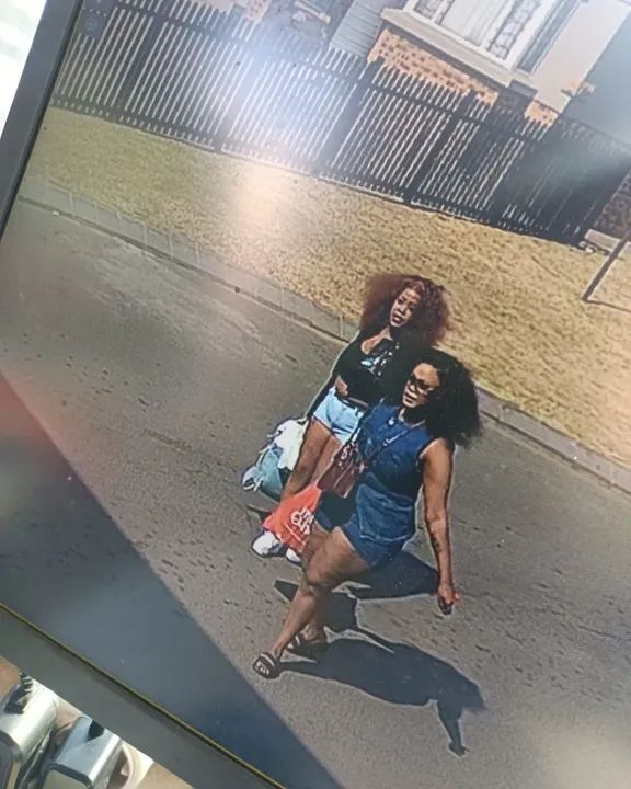bapskhumalo's tweet photo. @VehicleTracker8 Eish labant ngibafuna njenge Msebenti 😡they stole from me 25 days ago on the 19of July in Witbank as we came from a club nearby, 
Items Stolen:
- iPhone X3
- Laptops X3
- Money 
- Brand New Clothes 
- Alcohol Bottles (VSOP,Don Julio etc)
- Emptied my fridge 😬 https://t.co/PAiGaQG3CJ