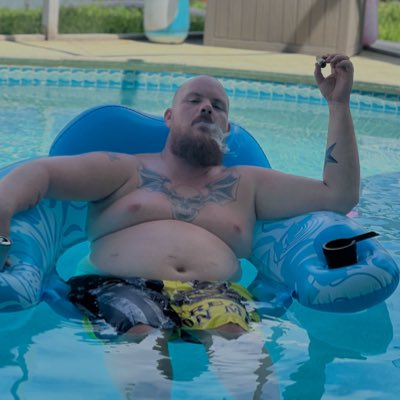 subbttmlogan's tweet photo. #NewProfilePic https://t.co/qftIW3b1h7