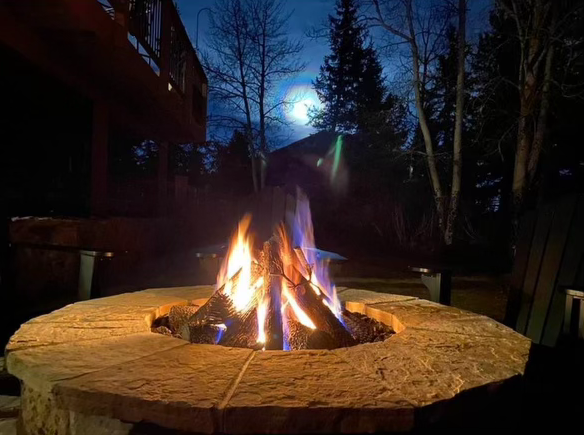 BreckIronworks's tweet photo. Mountain living at its finest! 🌄 https://t.co/IK9jb7NtpQ